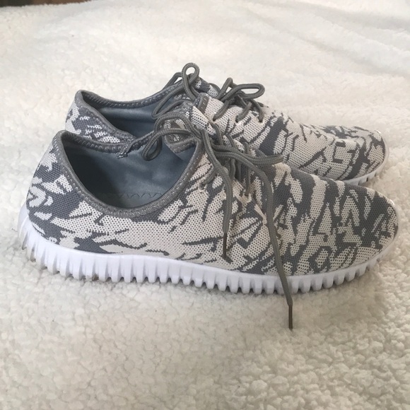 Dirty laundry sneakers Clearance